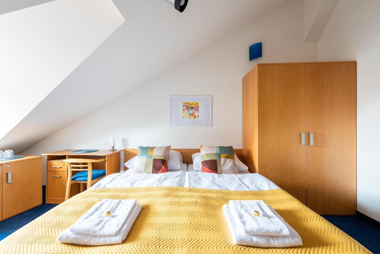 Libero Residence Praha Bagian luar foto